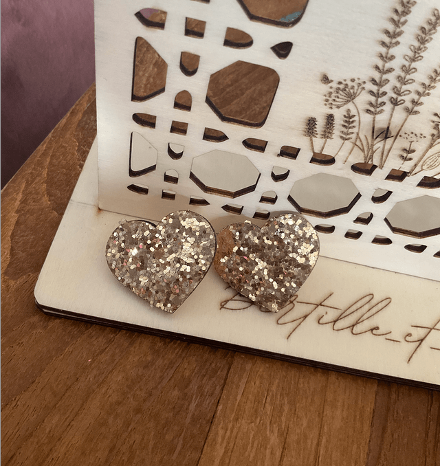boucles d'oreilles "petits coeurs " de B&S - doré
