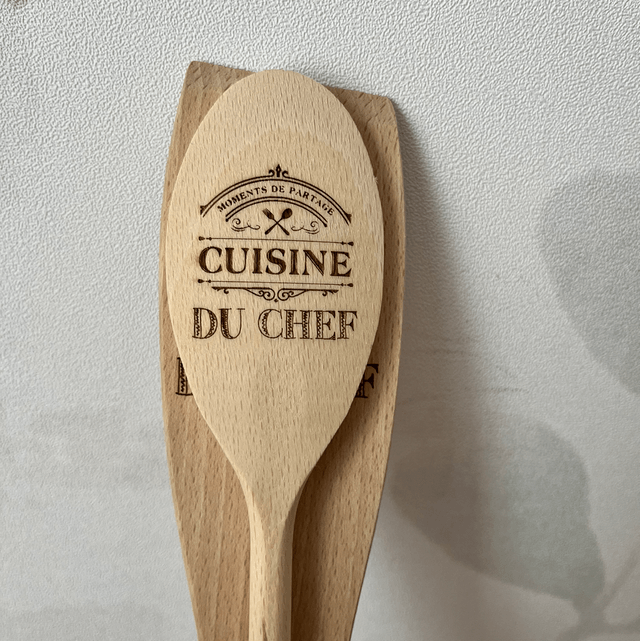 Couverts en bois personnalisés