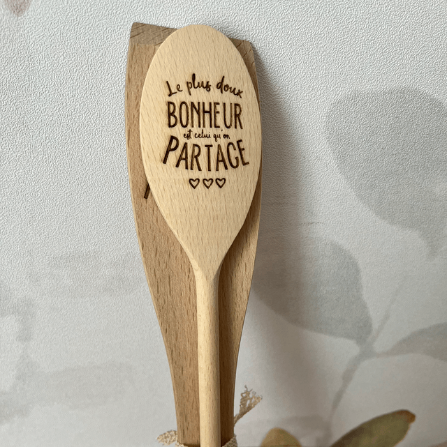 Couverts en bois personnalisés