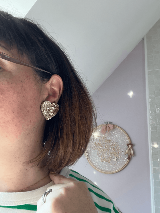 boucles d'oreilles "petits coeurs " de B&S - doré