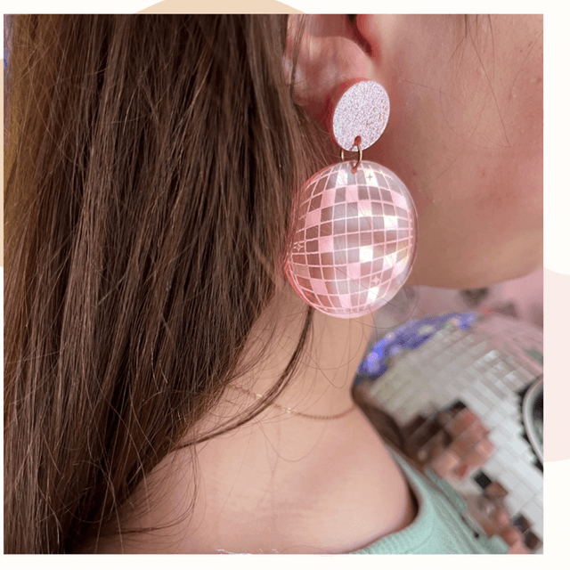 Boucles d’oreilles boule à facettes 