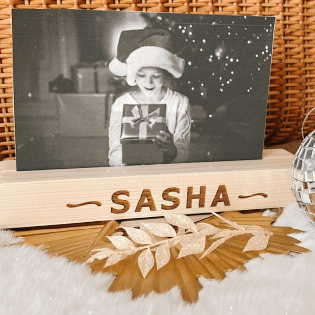 Porte-photos personnalisé en bois – Cadeau unique et artisanal