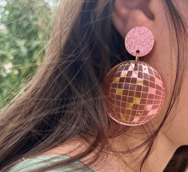 Boucles d’oreilles boule à facettes 